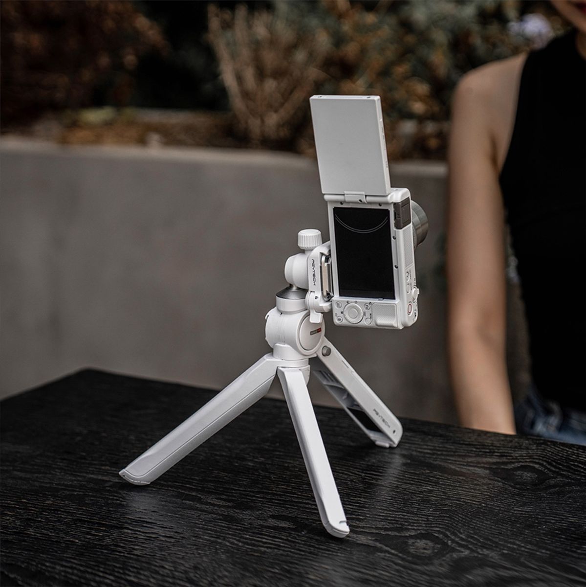 PGYTECH Mantispod 2.0Ï¼ˆMOON WHITEÏ¼‰ - image 4 of 5