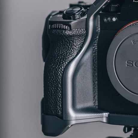 FALCAM F22 & F38 &F50 Quick Release Camera Cage (For Sony A7R5/A1/A7M4) C00B3605 - image 5 of 5