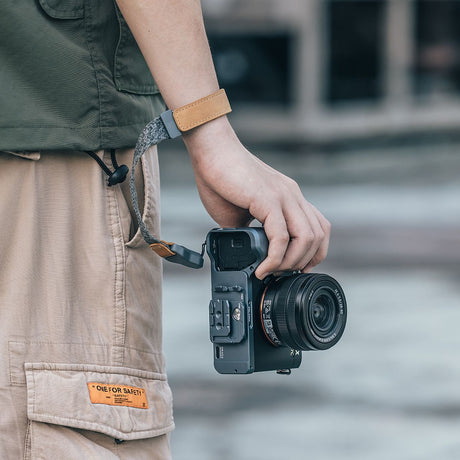 FALCAM F22 & F38 & F50 Quick Release Bottom Plate (For Sony A7CÂ…¡) C00B3A03 - image 5 of 5