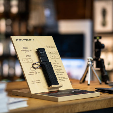 PGYTECH Display For Createmate Card Reader Case SD - image 4 of 5