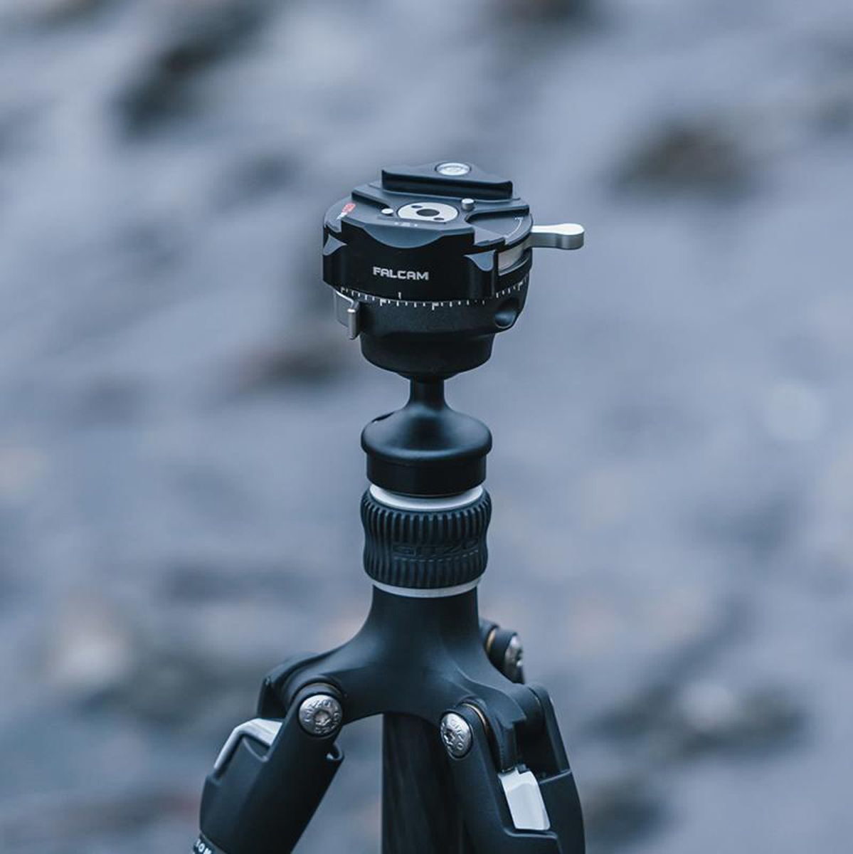 FALCAM F38 Pro Quick Release Trigger Inverted Ball Head (320p) - image 2 of 5