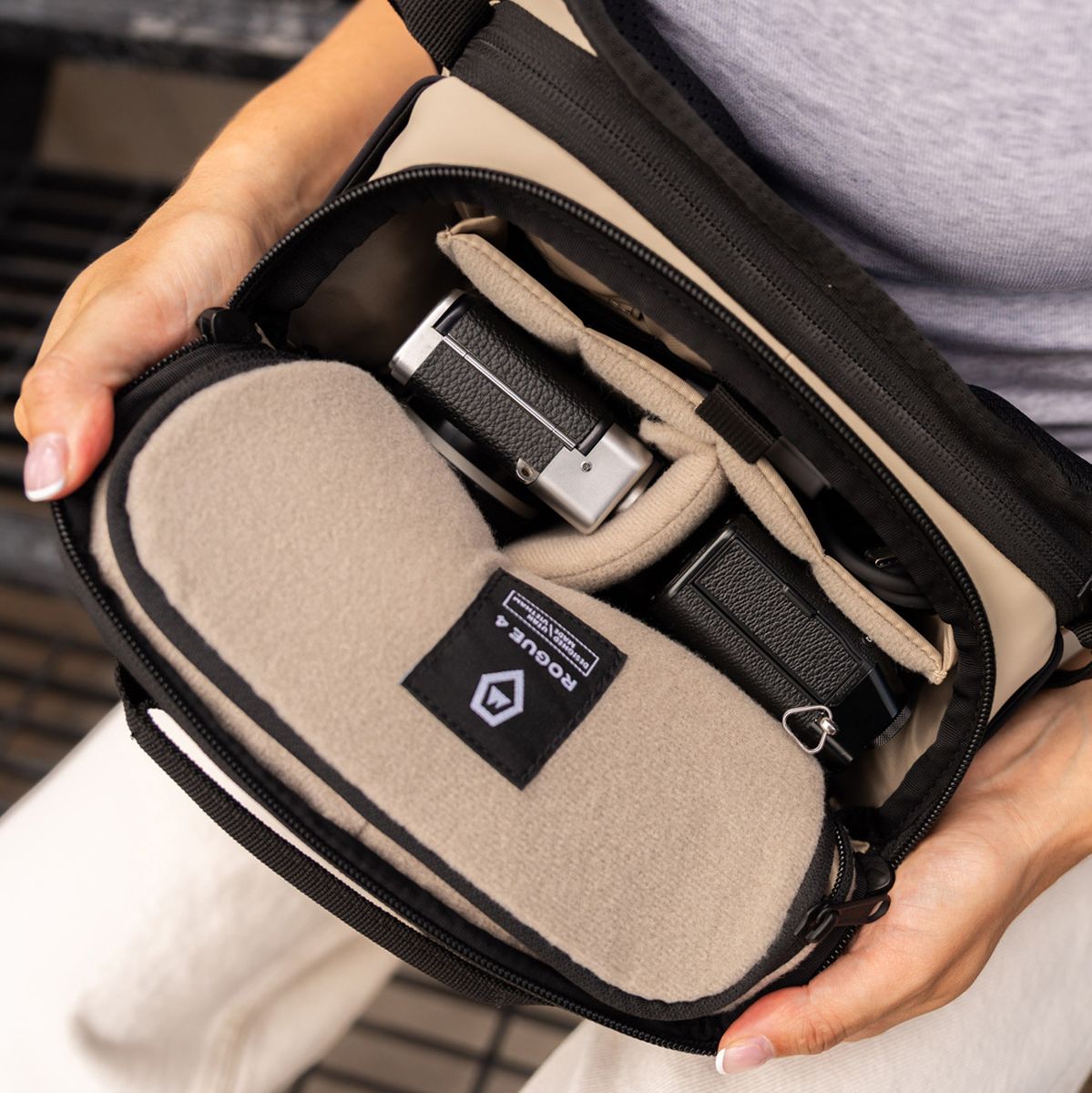 WANDRD Rogue Sling 4l Yuma Tan V2