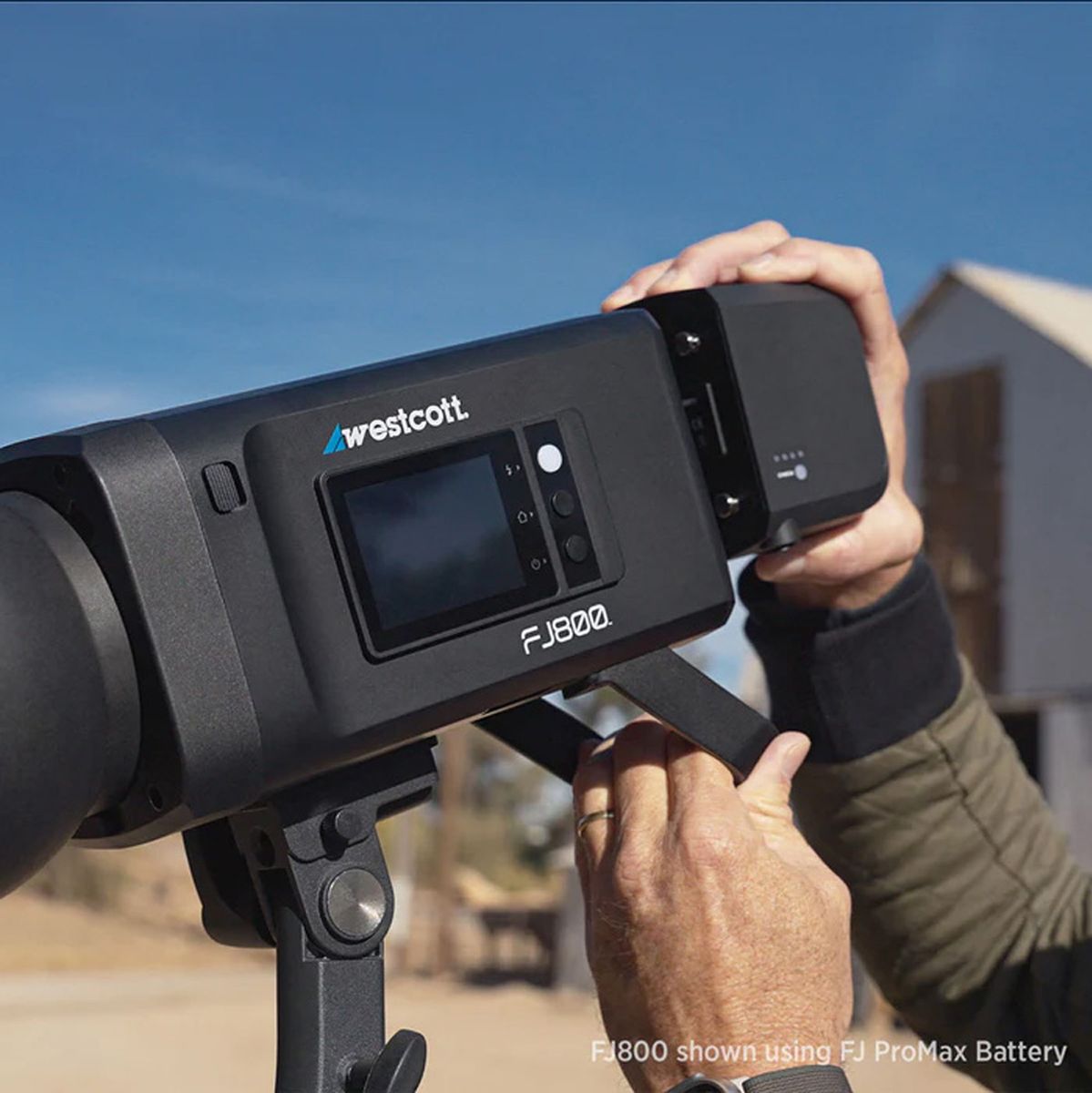 Westcott FJ800 Touchscreen Strobe w/ FJ Pro AC/DC Battery (800WS) - image 4 of 5