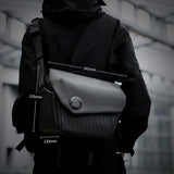 VSGO Black Snipe Camera Messenger Bag 6l - image 3 of 5