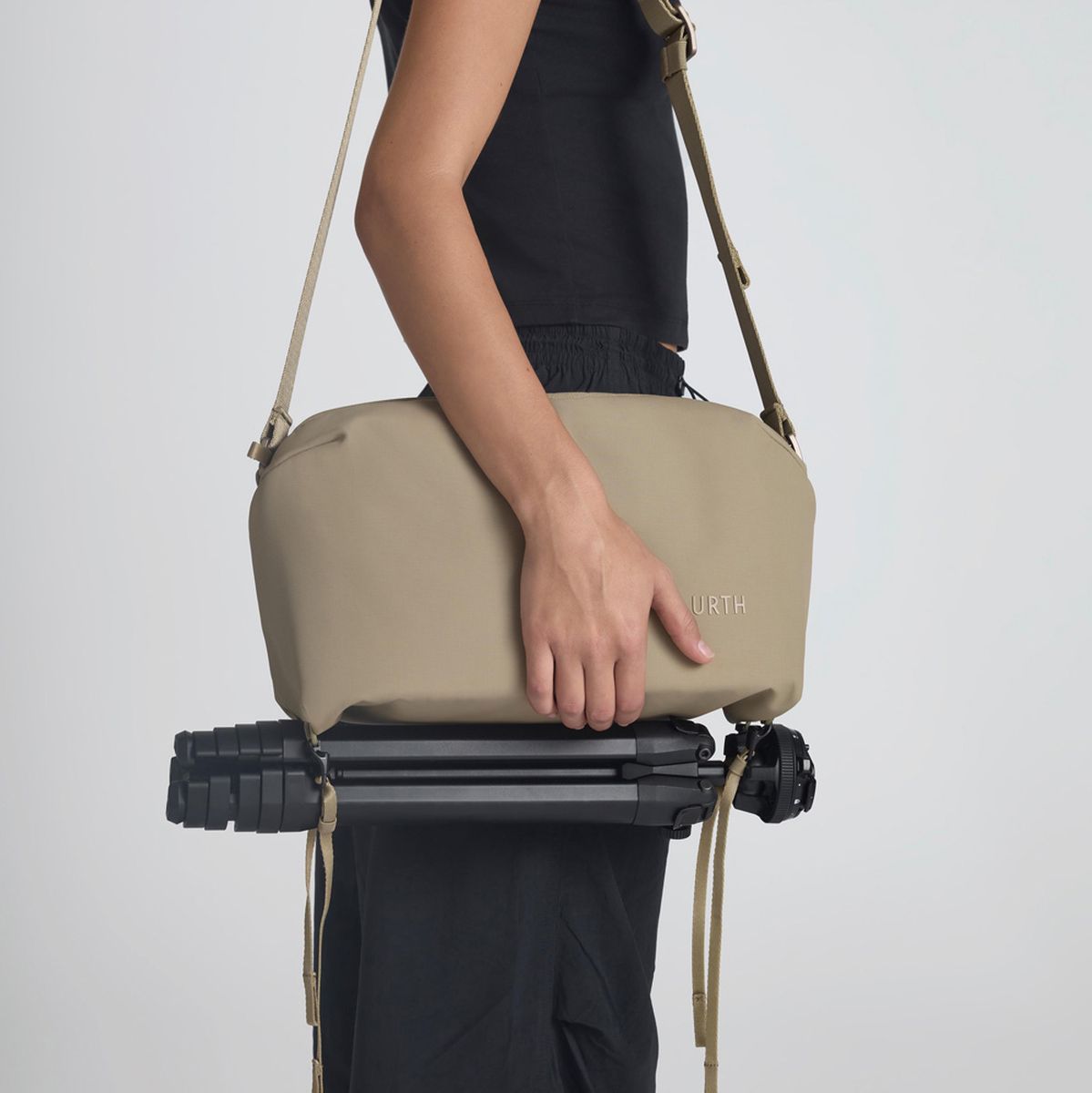 Urth Dolomite Camera Sling 8l (Beige)