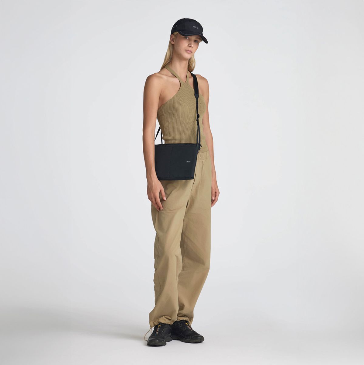 Urth Utility Sacoche Bag - image 2 of 5