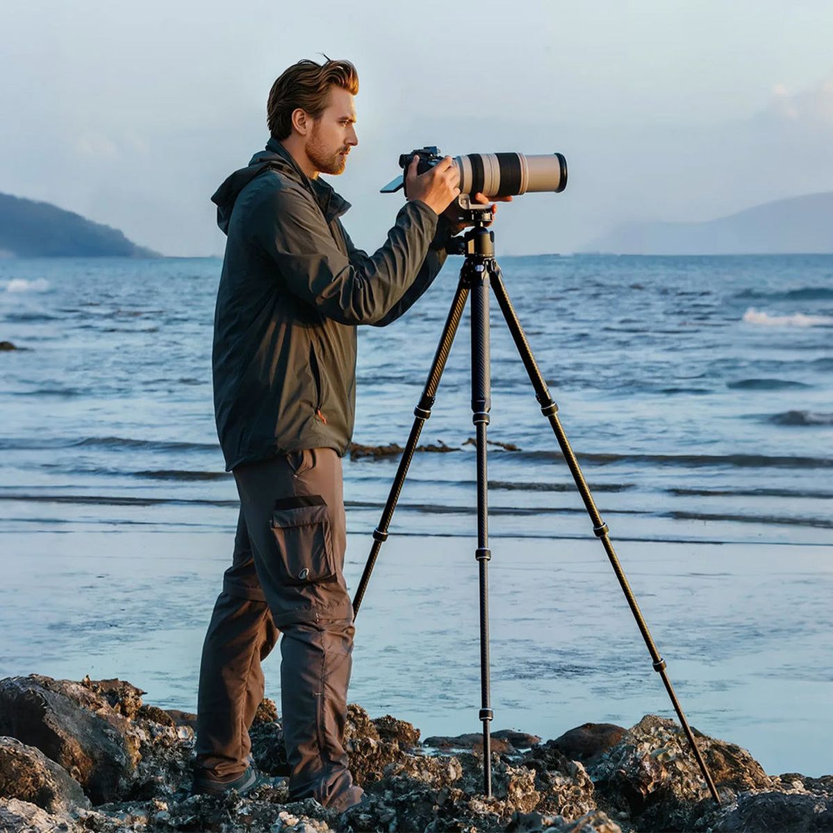 FALCAM Treeroot Quick Lock Lite Tripod (R140T)