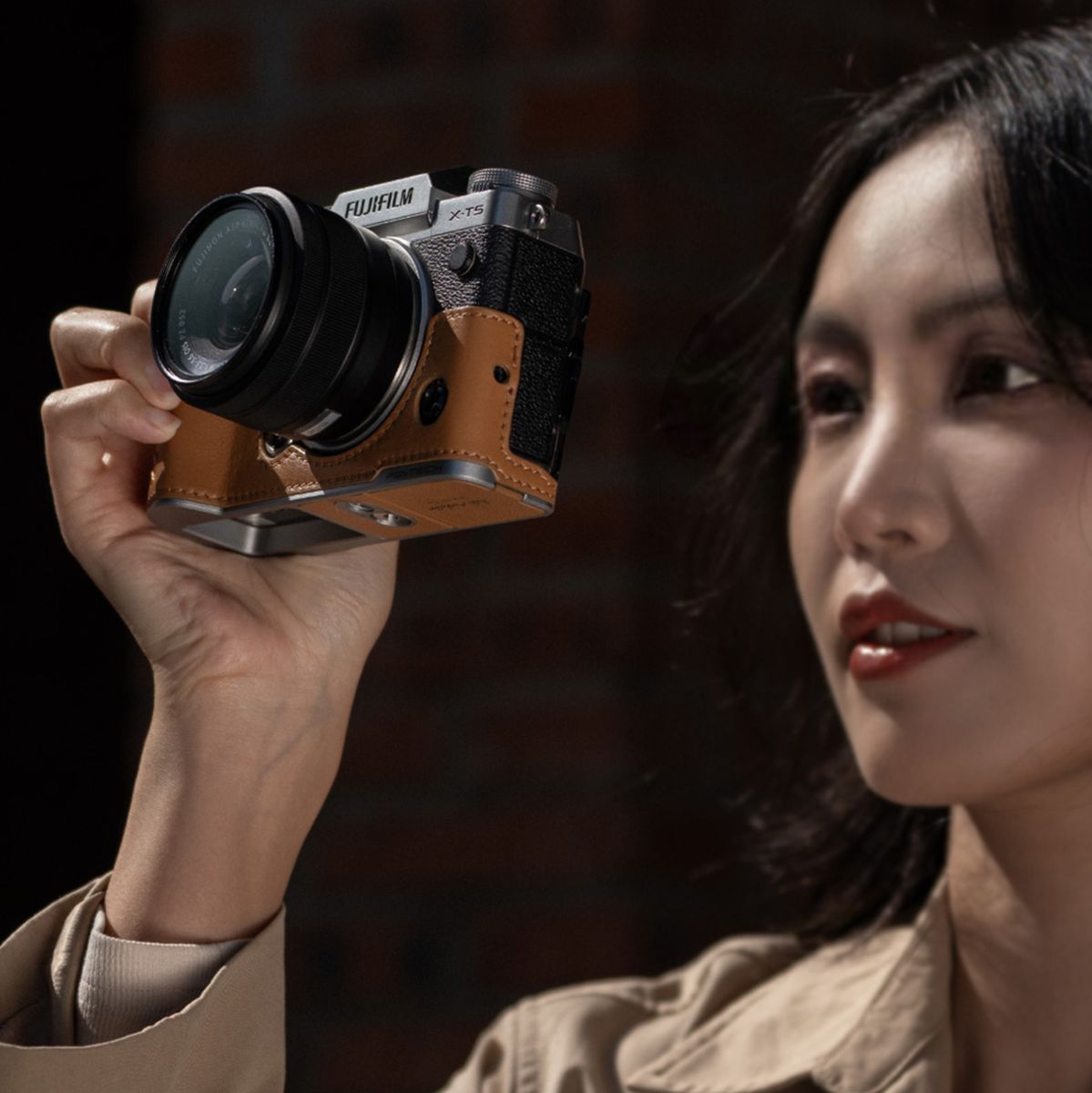 PGYTECH Leather Camera Case (For Fujifilm X T5 Clay Brown)