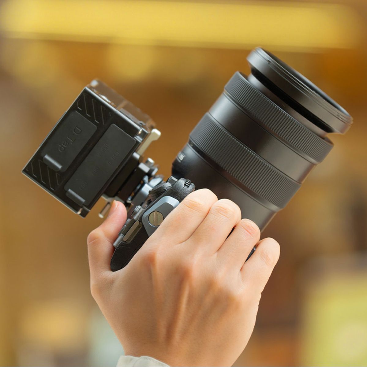 FALCAM F22 Quick Release Rotating V Mount Plate - image 4 of 5
