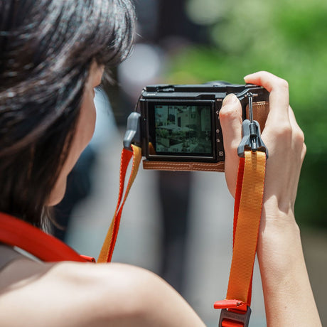 FALCAM Maglink Quick Magnetic Buckle Shoulder Strap Lite V2 (Red) - image 3 of 5