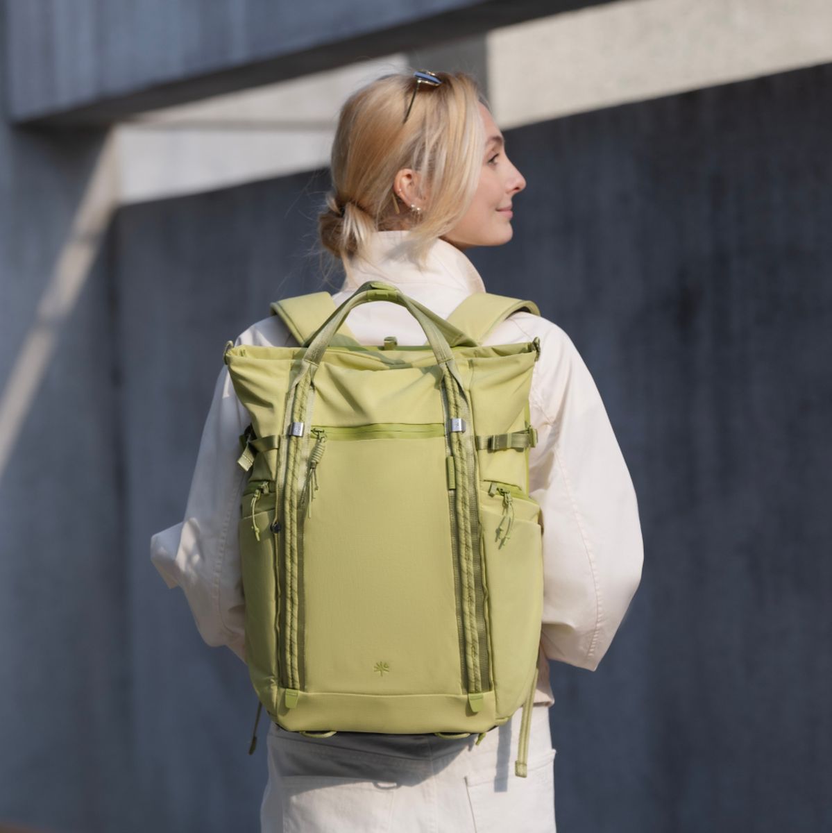 PGYTECH Onego Roamer Tote Backpack 18l (Grass Green) - image 3 of 5