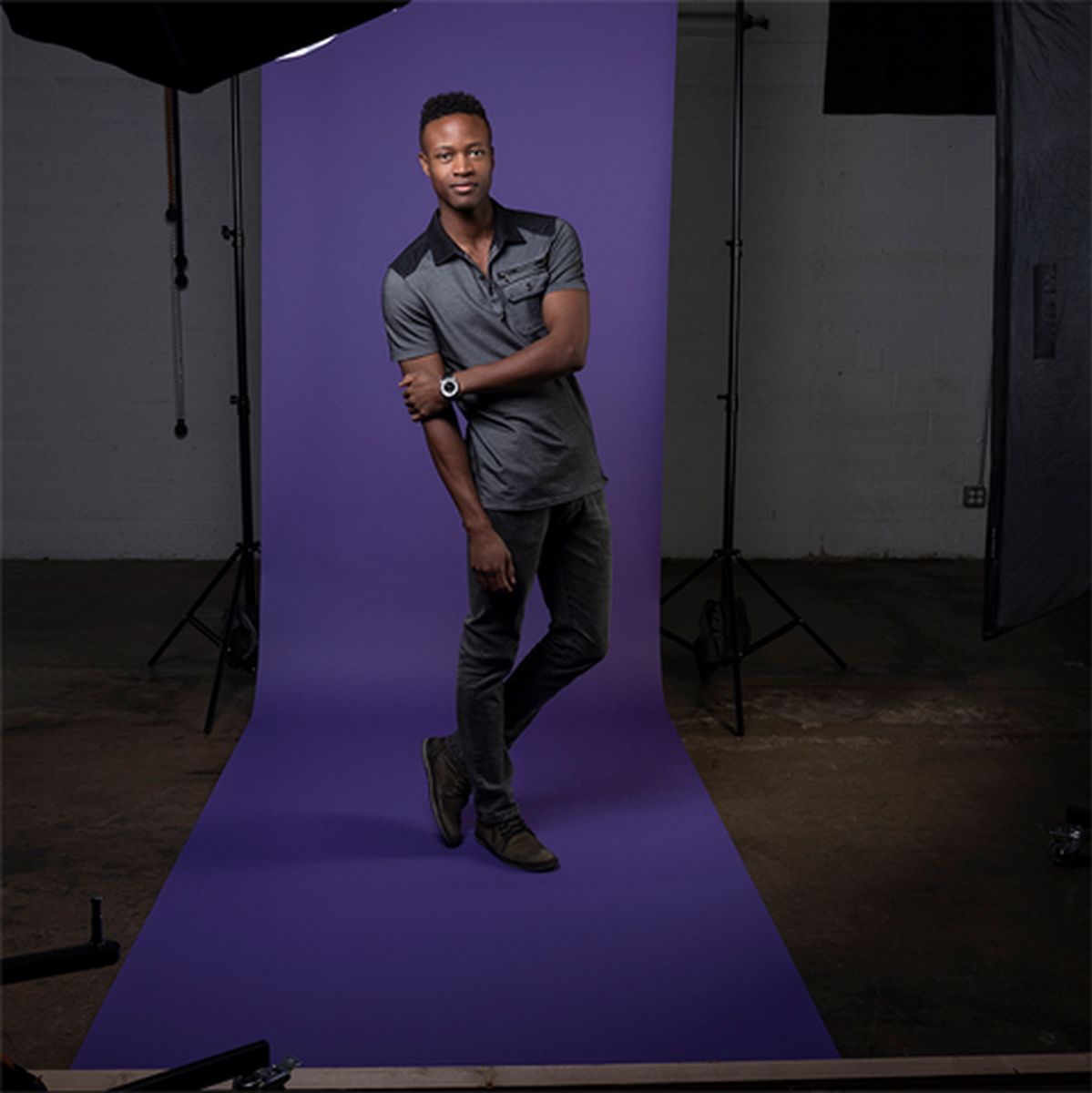 Superior Background Rol Deep Purple (NR 68) 1.35m X 11m - image 4 of 5
