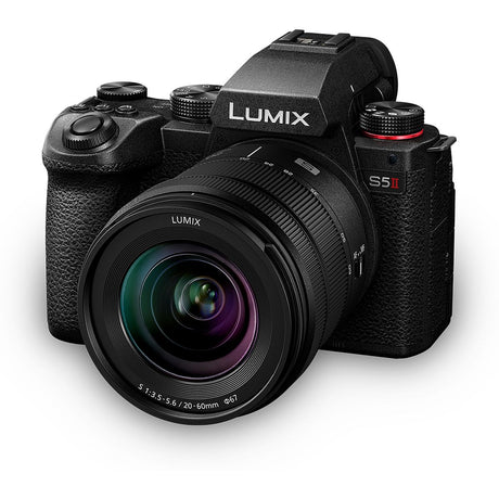 Panasonic LUMIX S5II + 20-60mm f/3.5-5.6 + 50mm f/1.8