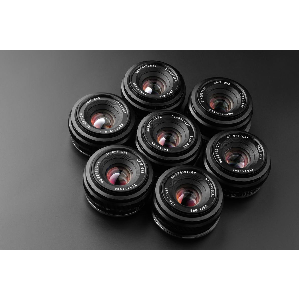 TTArtisan APS-C 25mm f/2.0 RF-Mount - image 5 of 5