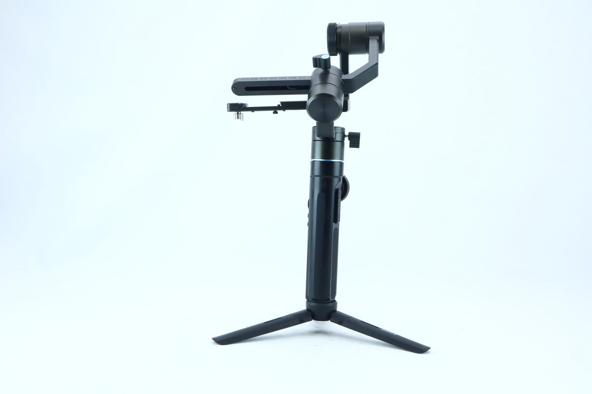 Sirius P1 – Compact Power Device (Input: 5V – 2A) * is niet te vinden, waar is deze?*