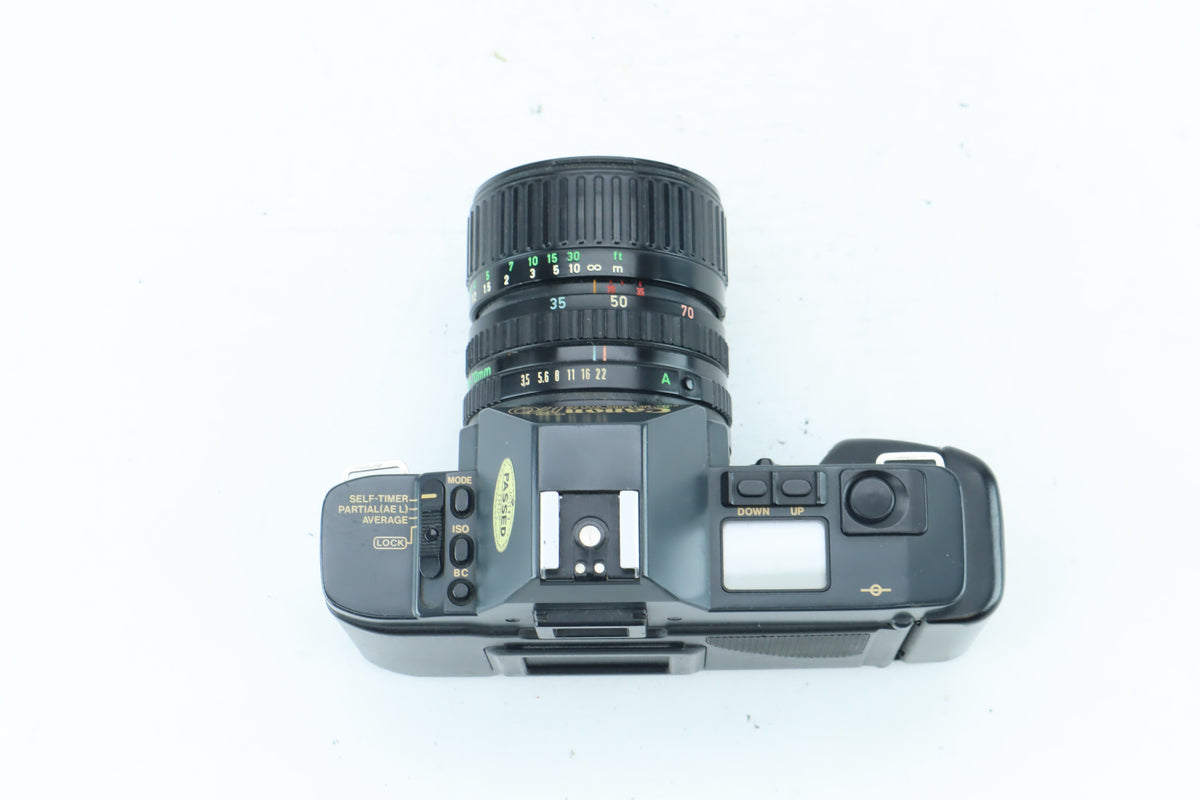Canon T70 35mm SLR Kit with FD 35-70mm f/3.5-4.5