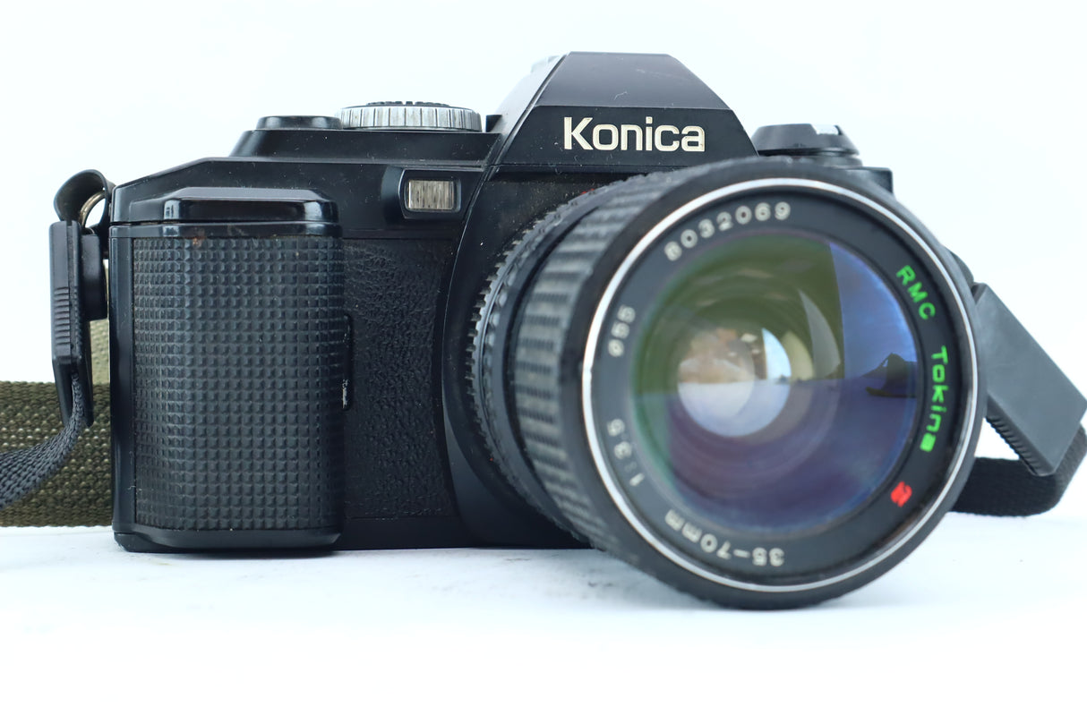 Konica FS-1 – 35mm SLR with RMC Tokina 35–70mm f/3.5 Lens