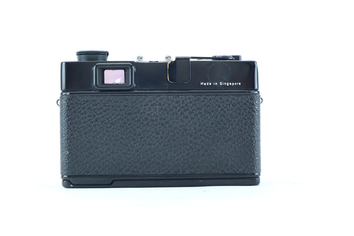 Rollei XF 35 – 35mm Compact Rangefinder with Sonnar 40mm f/2.3 Lens