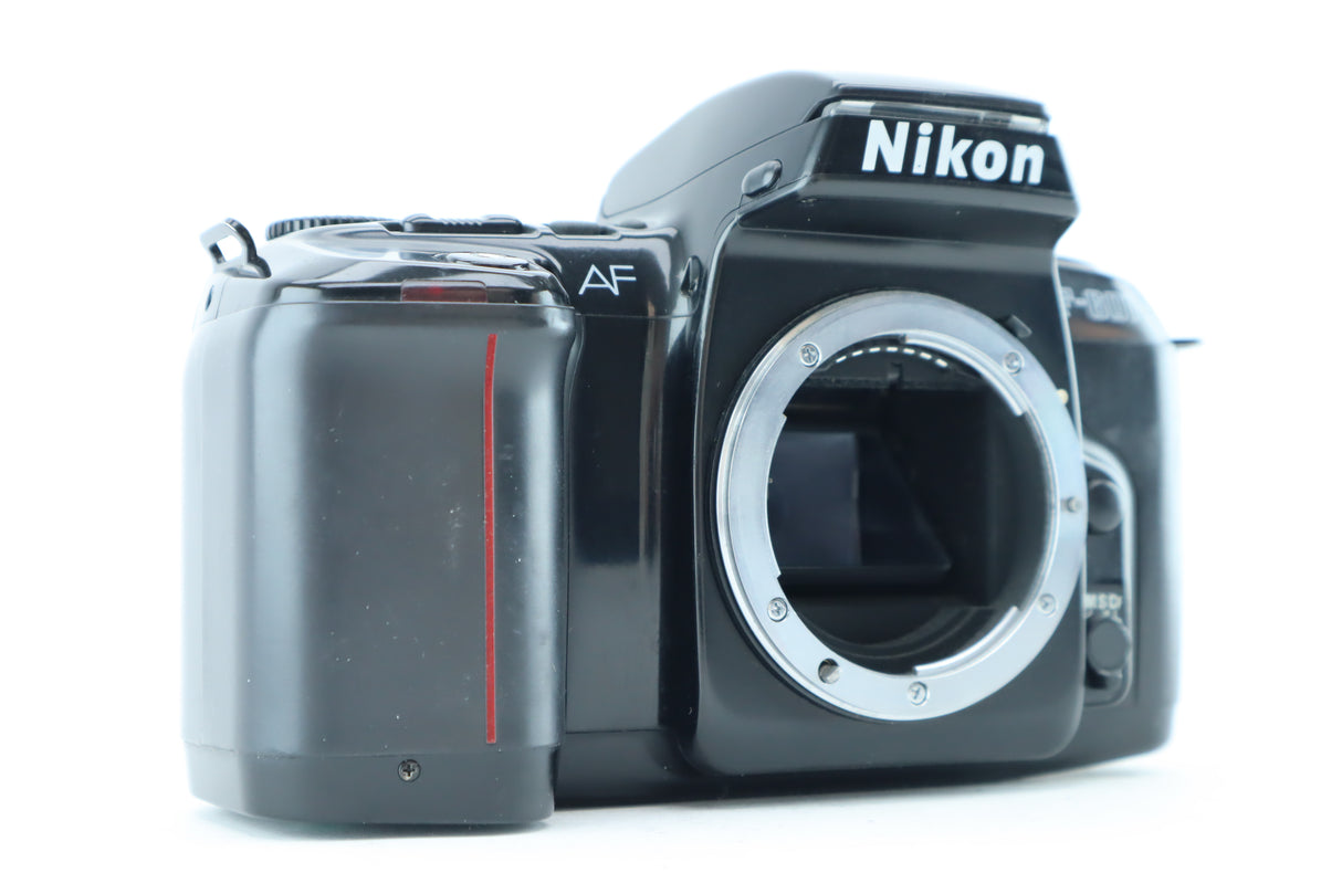 Nikon F-601