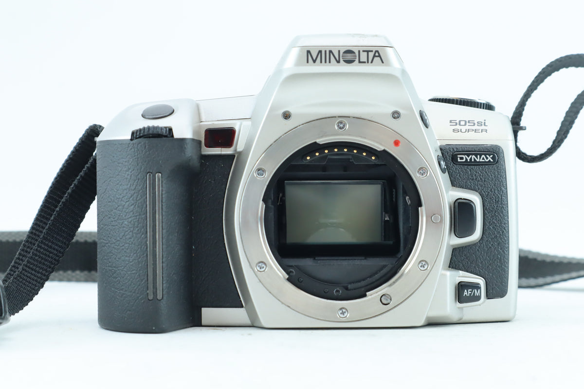 Minolta Dynax 505si Super 35mm SLR