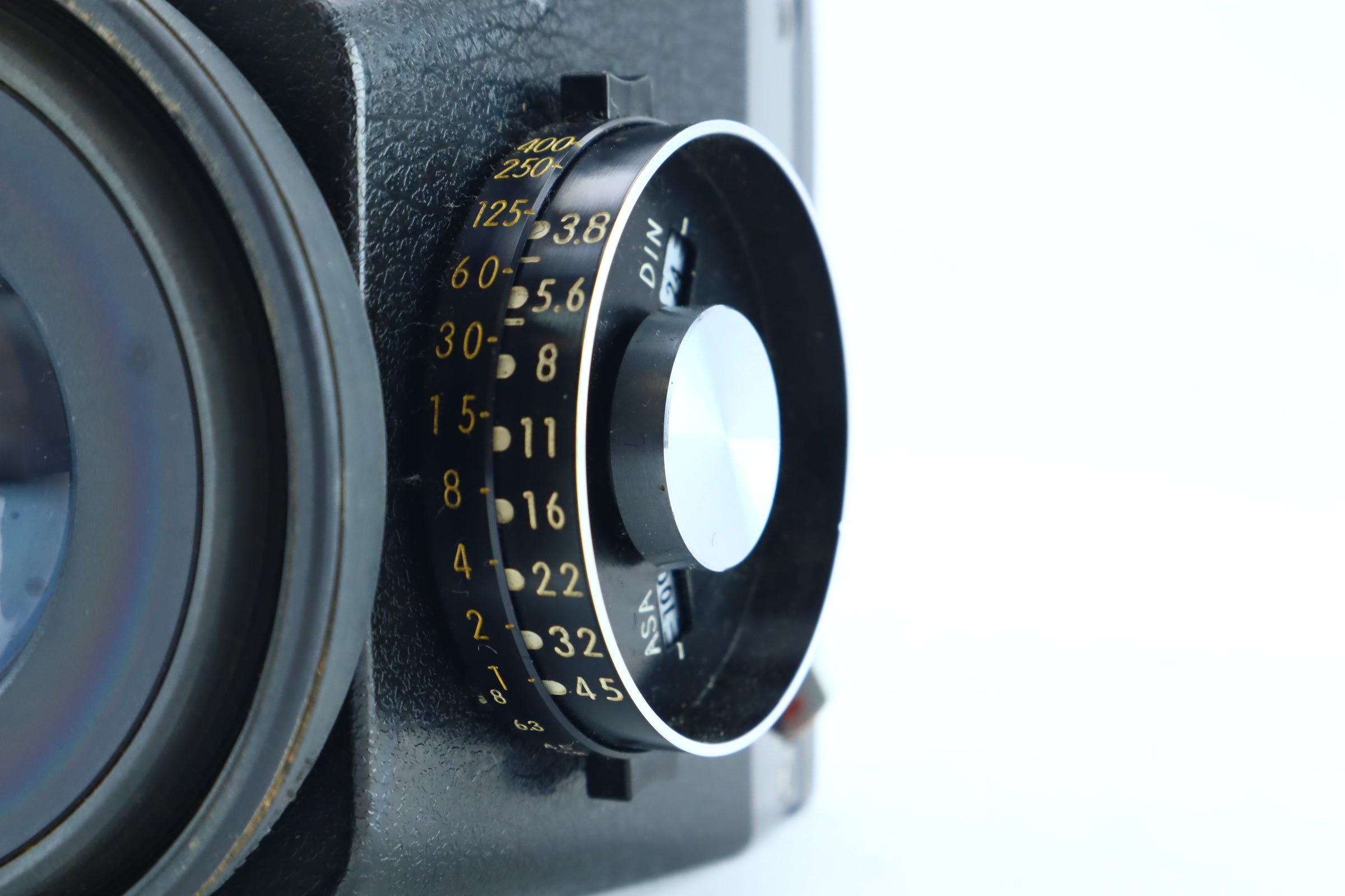 Mamiya RB67 CdS Metered Chimney Finder – Hard to Find Camera Store