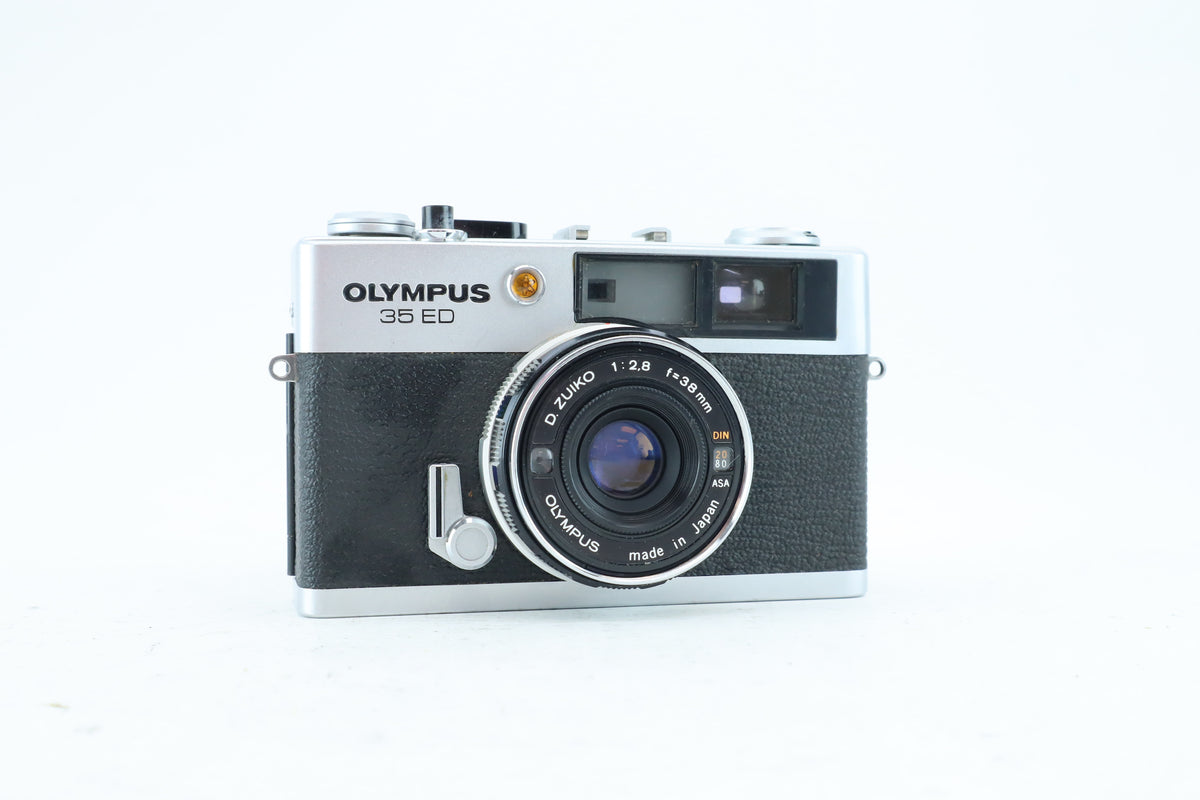 Olympus 35 ED 35mm Compact