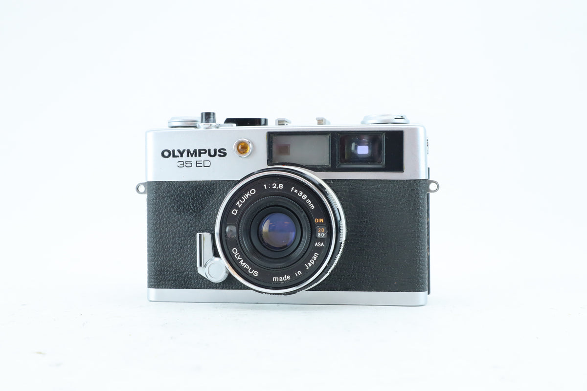 Olympus 35 ED 35mm Compact