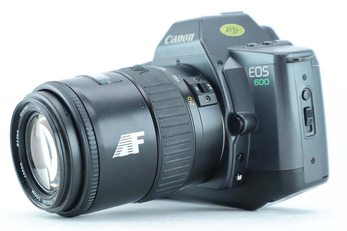Canon EOS 600 with Vivitar 70-210mm 4-5,6 MC