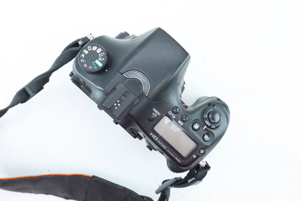 Sony Alpha A77