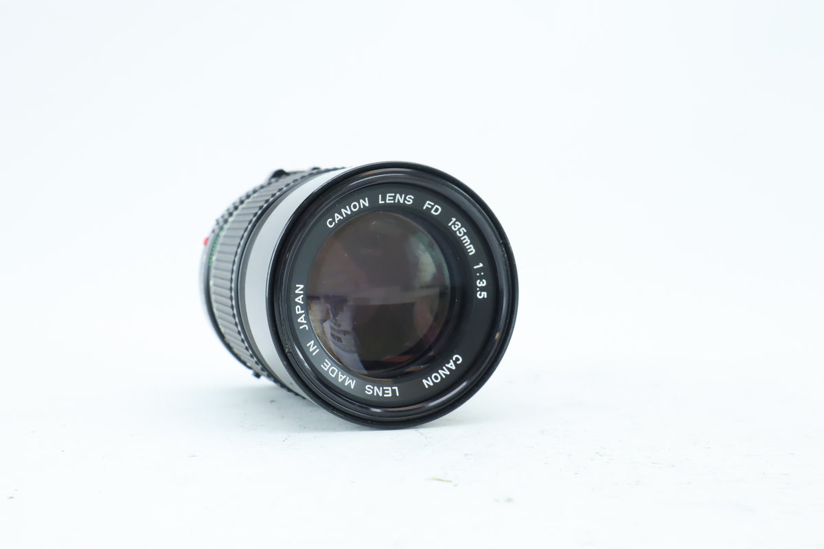 Canon FD 135mm f/3.5