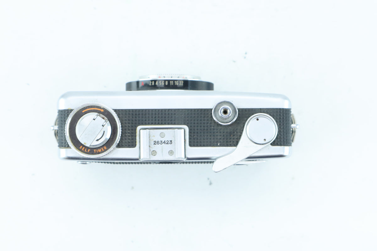 Fujica Half 35mm Half-Frame Compact