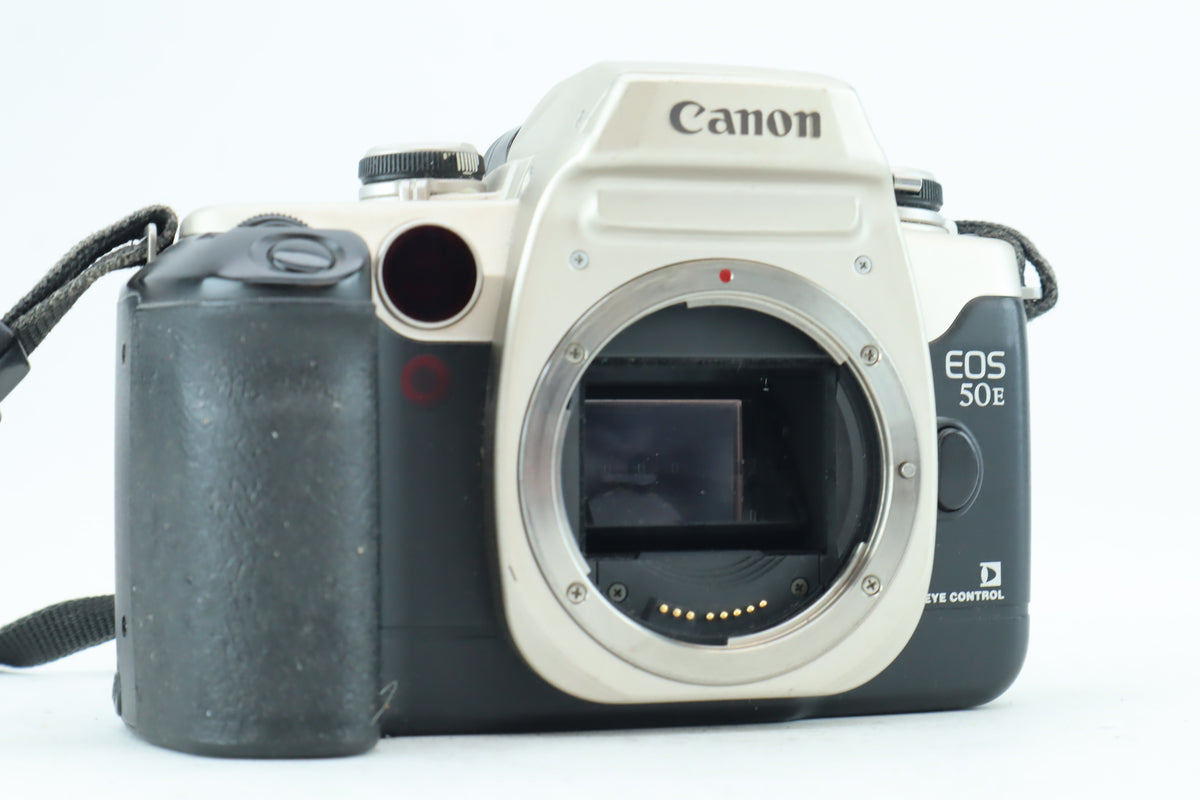 Canon EOS 50 35mm SLR