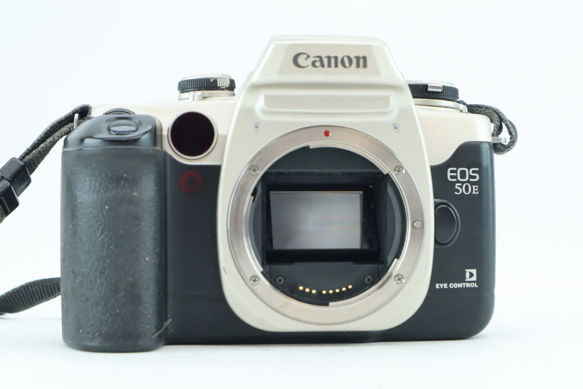 Canon EOS 50 35mm SLR