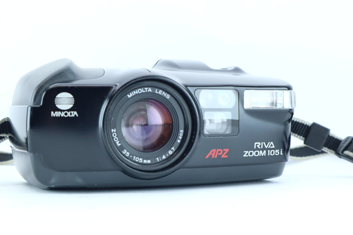 Minolta Riva Zoom 105i with 38–105mm Lens