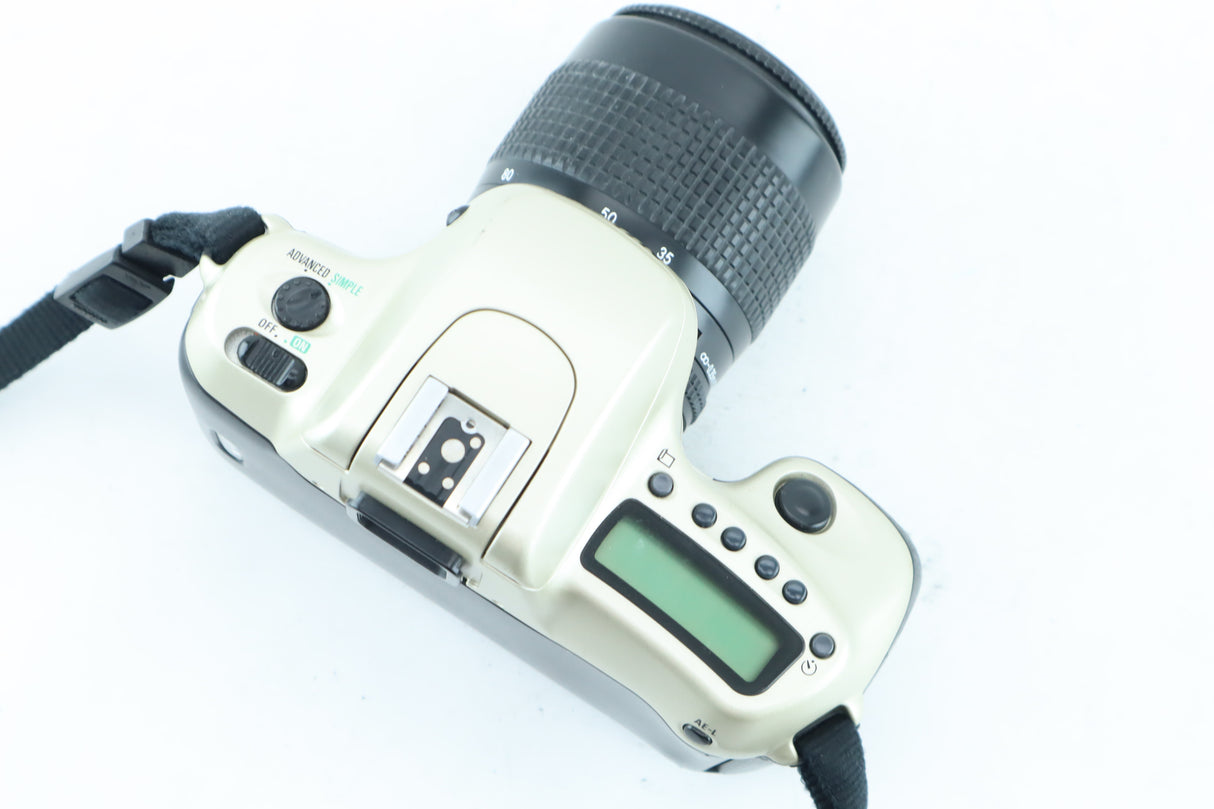 Nikon F50 with AF 35-80mm 4-5,6