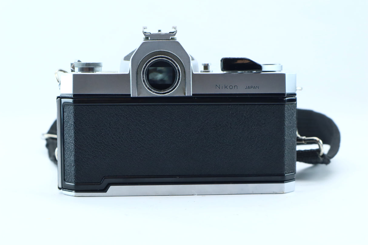 Nikkormat FT N with Visitor 75–300mm f/4.5–5.6 MC