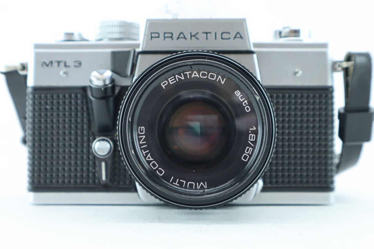 Praktica MTL 3 with 1,8/50mm