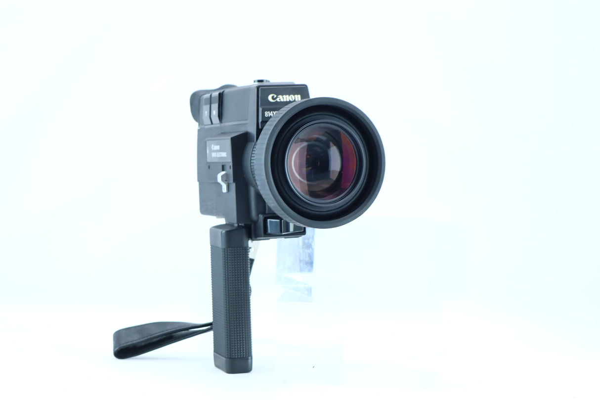 Canon 824 XL Electronic with 7.5–60mm f/1.4 Macro Zoom