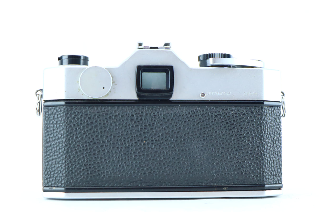 Yashica TL Electro with Yashica Auto 50mm f/1.9