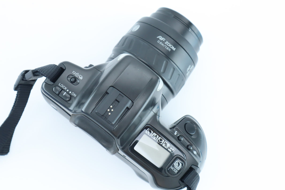 Minolta Dynax 300si with AF 35-70mm 3,5-4,5