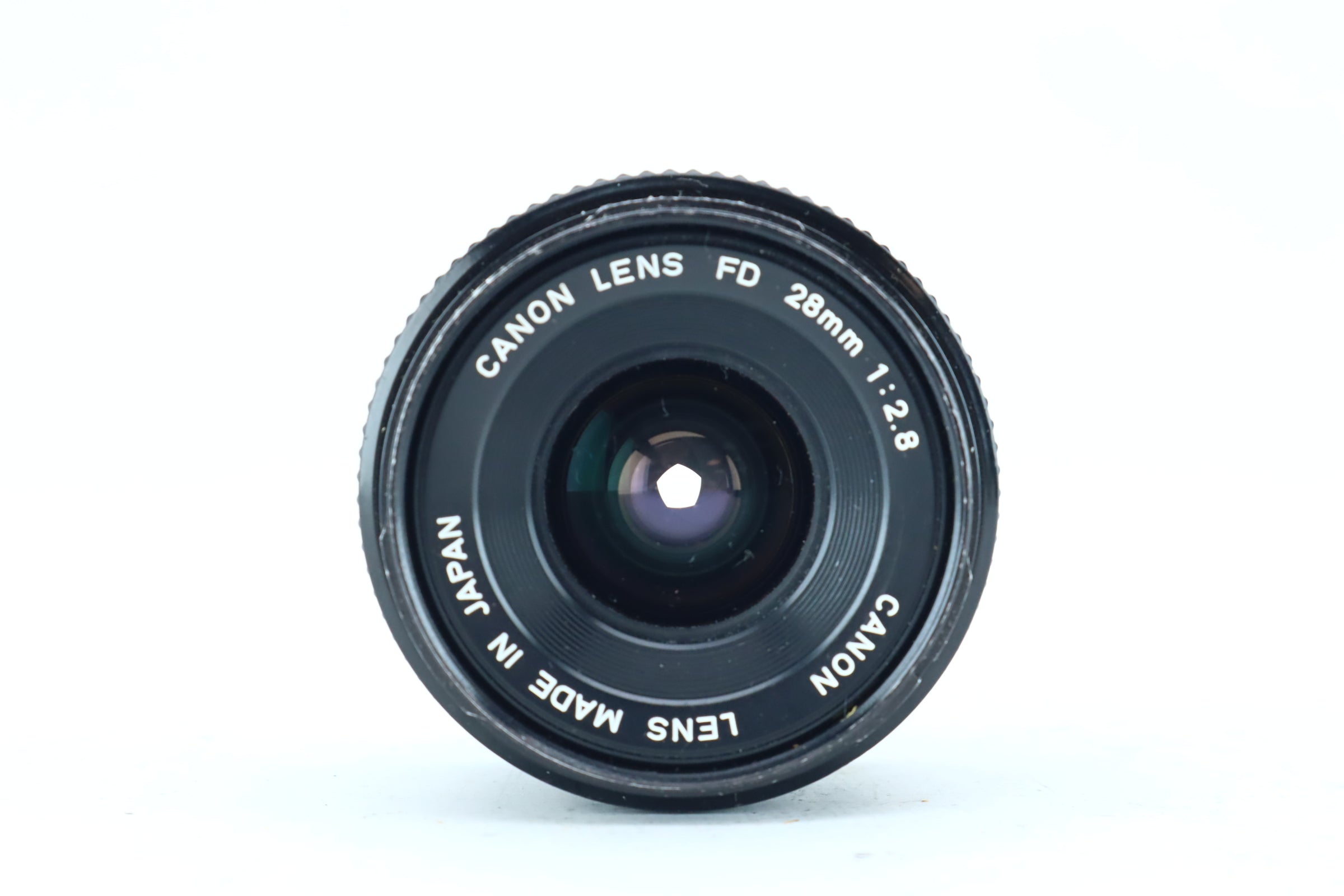 Canon FD 28mm f/2.8 レンズ Canon FD 28mm f/2.8 | Manual Focus Film Camera Lens for