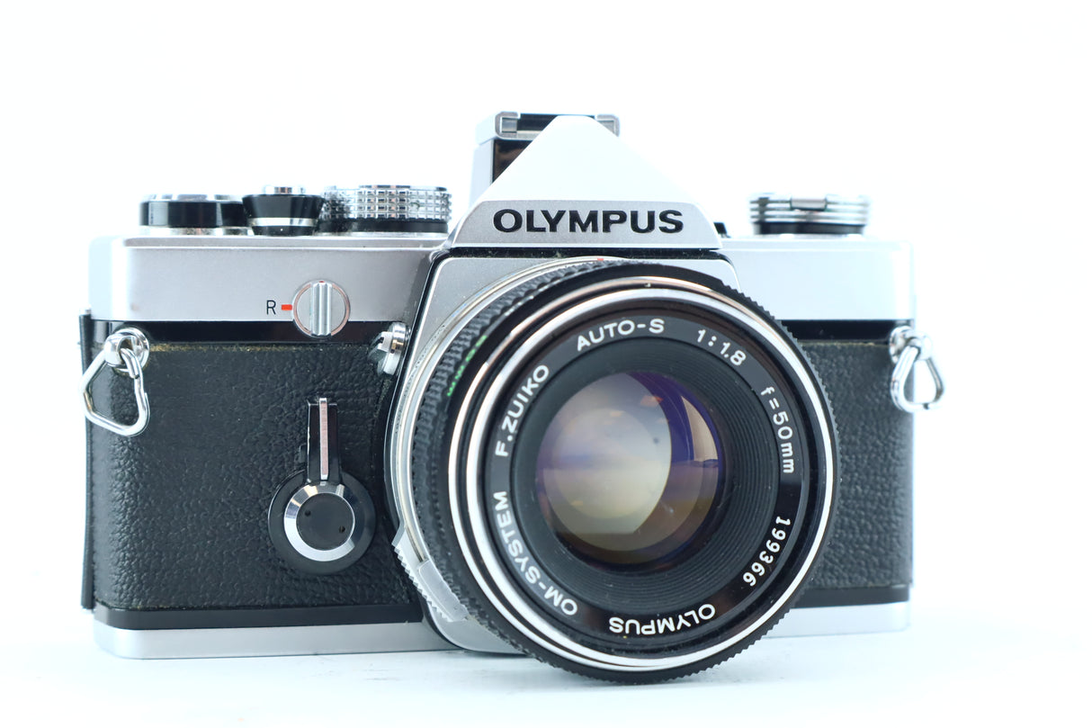 Olympus OM-1 – 35mm Manual SLR with F.Zuiko Auto-S 50mm f/1.8 Lens