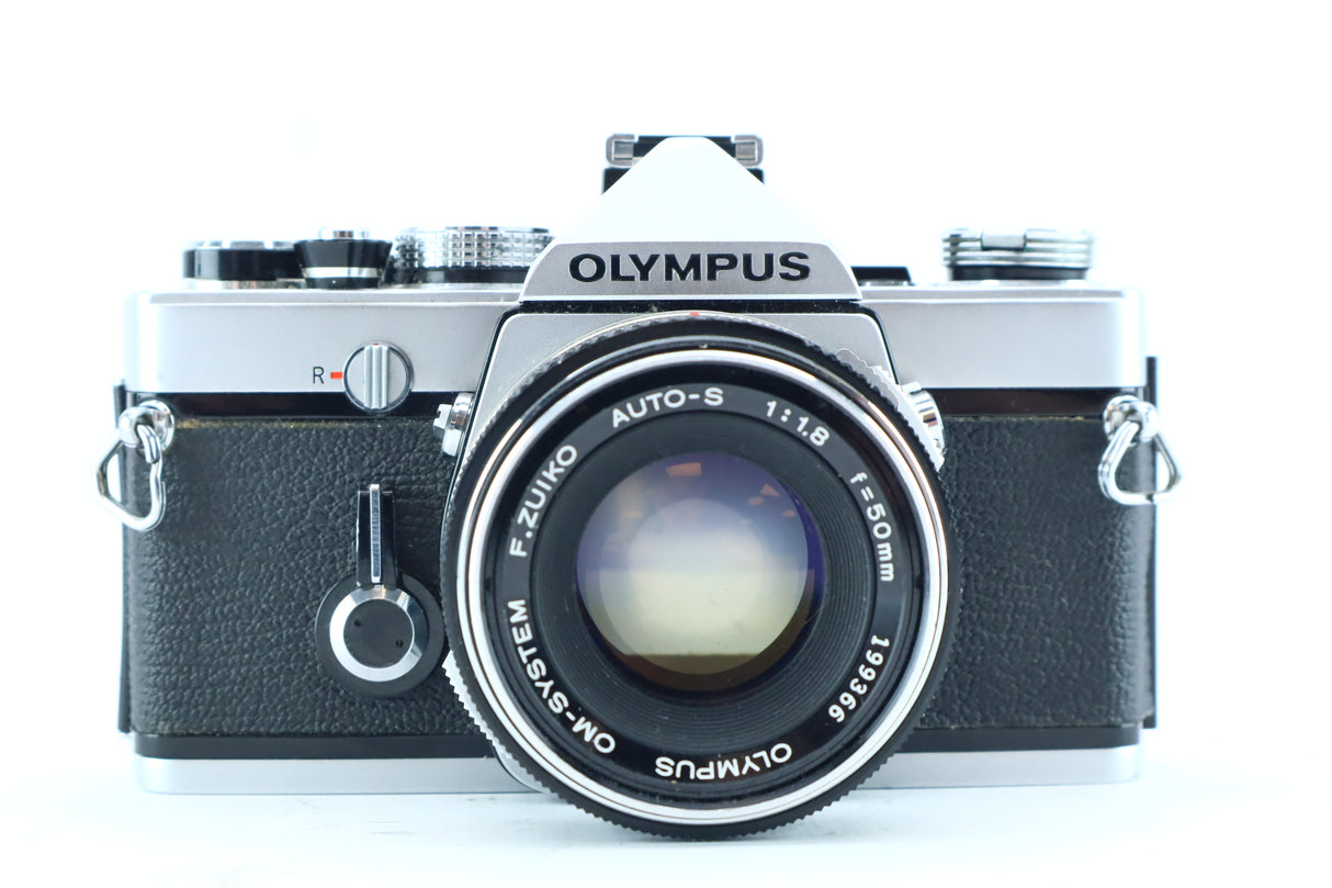 Olympus OM-1 – 35mm Manual SLR with F.Zuiko Auto-S 50mm f/1.8 Lens