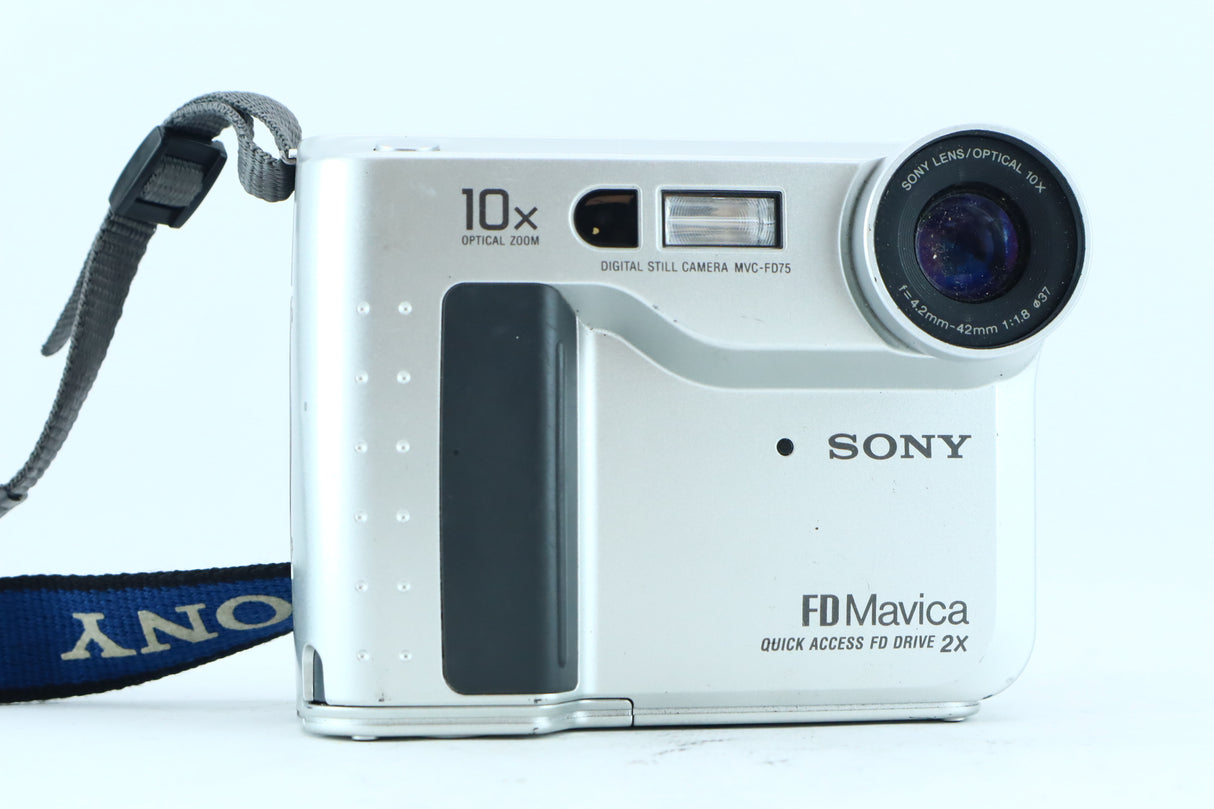 Sony FD Mavica – Digital Camera with Floppy Disk Storage