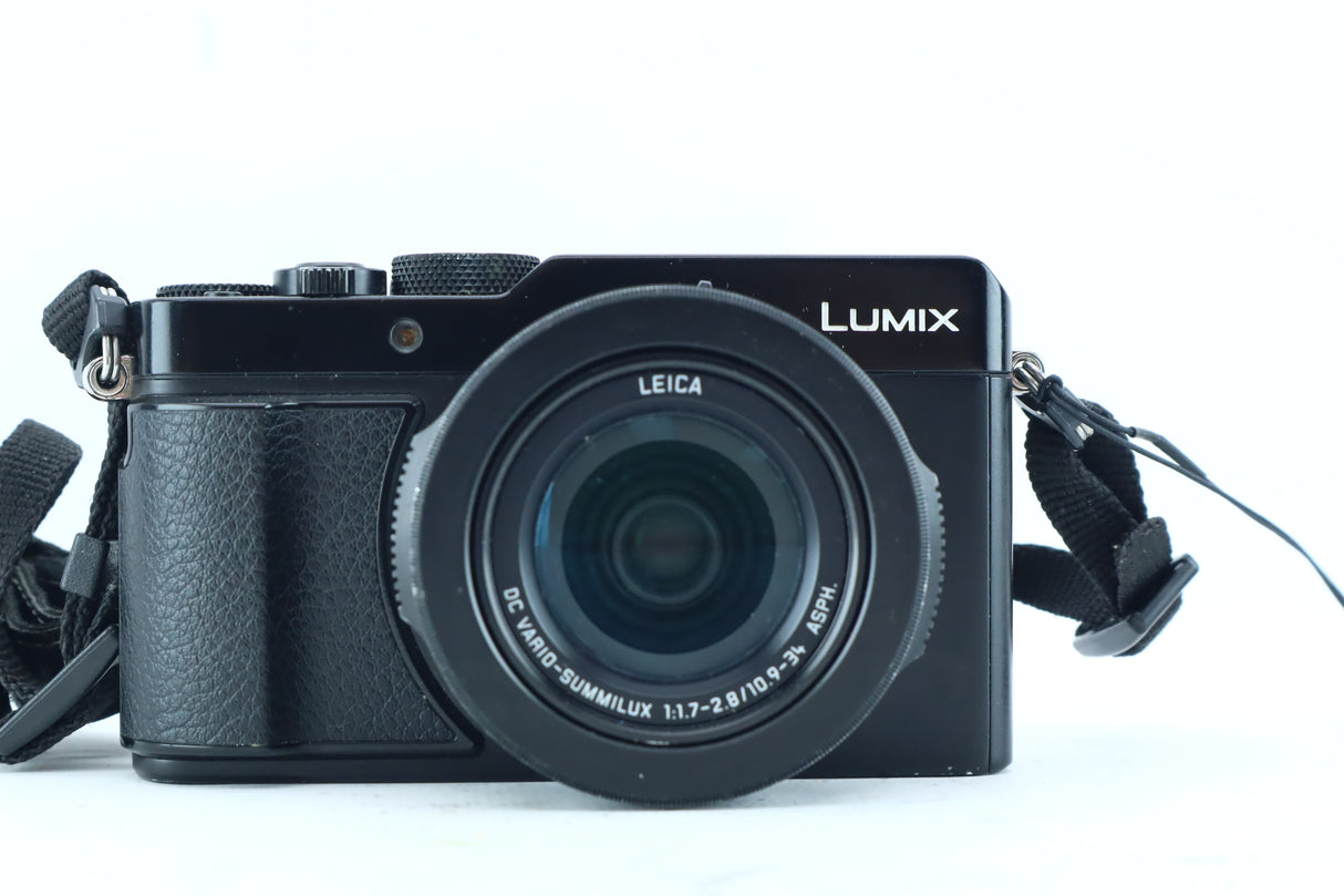 Panasonic Lumix LX100 II with Leica DC Vario-Summilux 10.9–34mm f/1.7–2.8 ASPH – Premium Digital Compact Camera