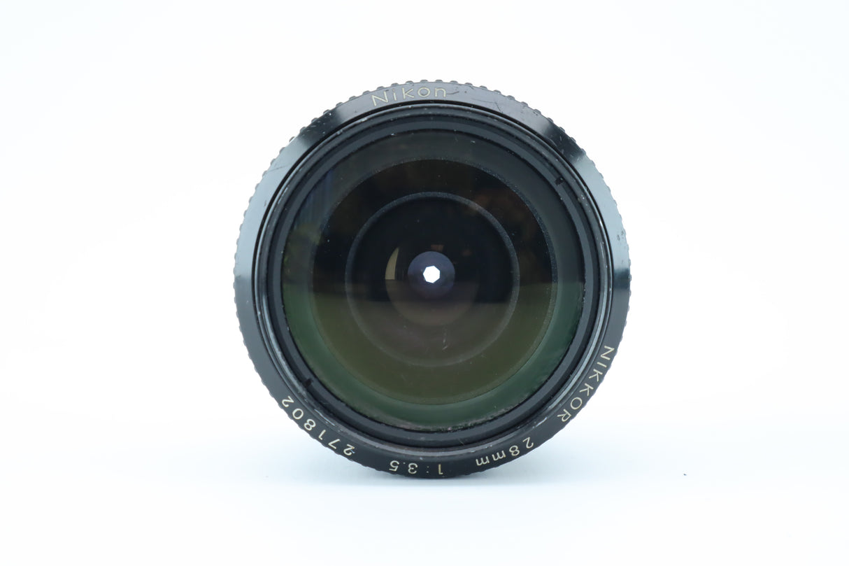 Nikon Nikkor 28mm f/3.5