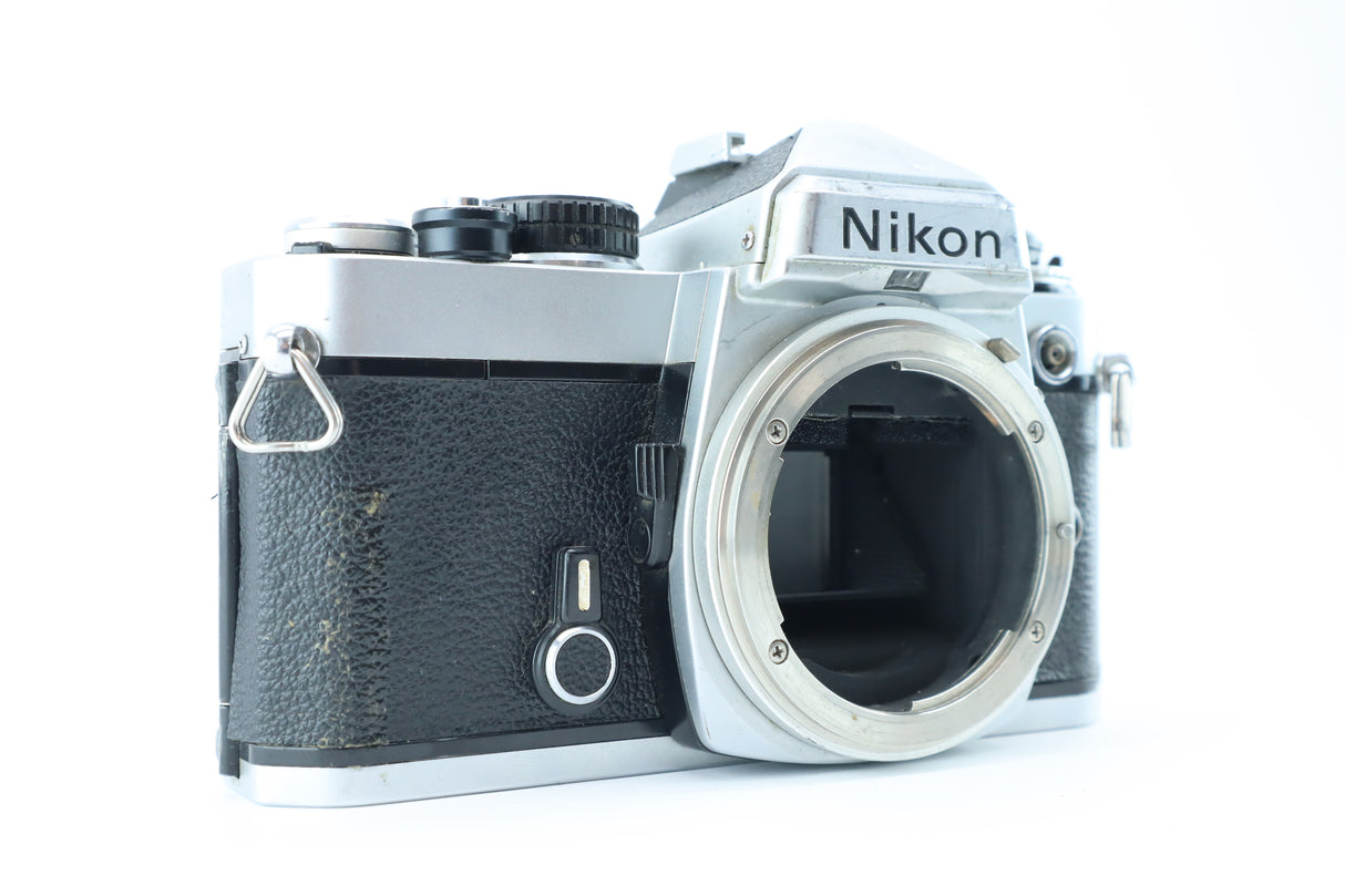 Nikon FE