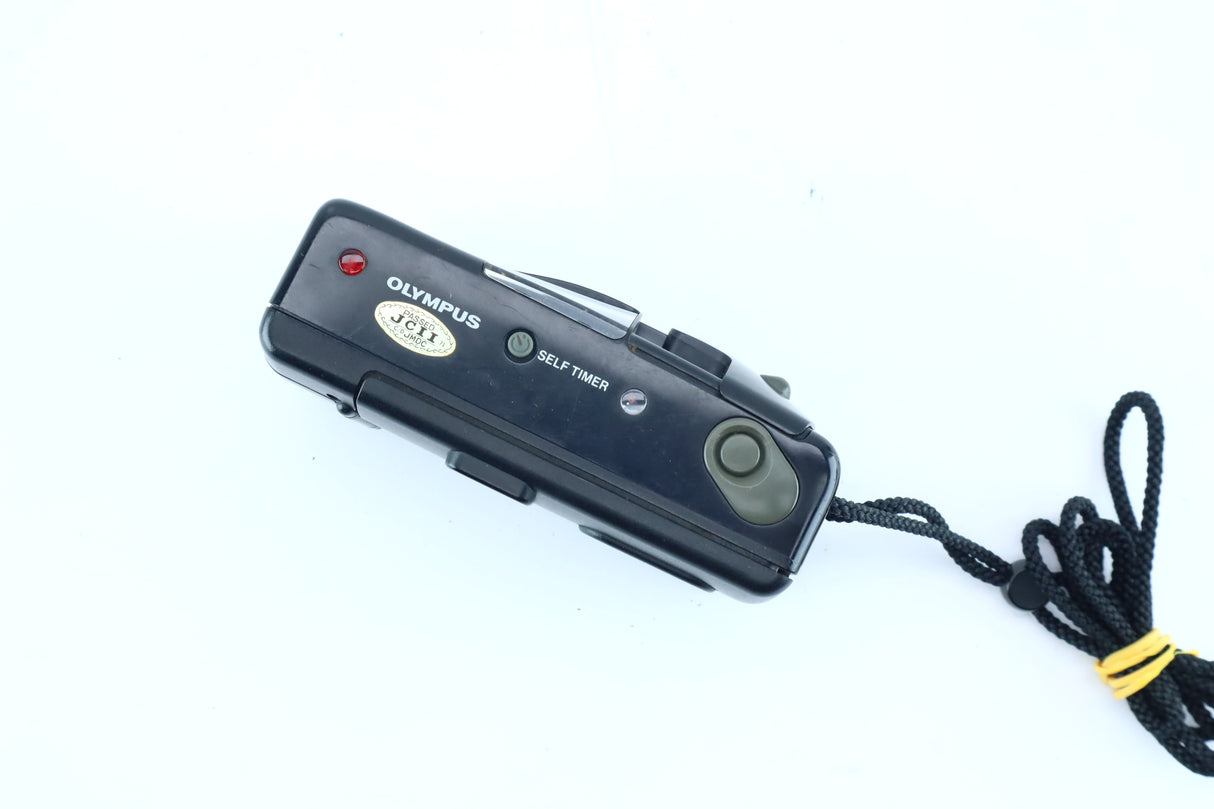 Olympus AF-10 with 35mm f/3.5 Lens