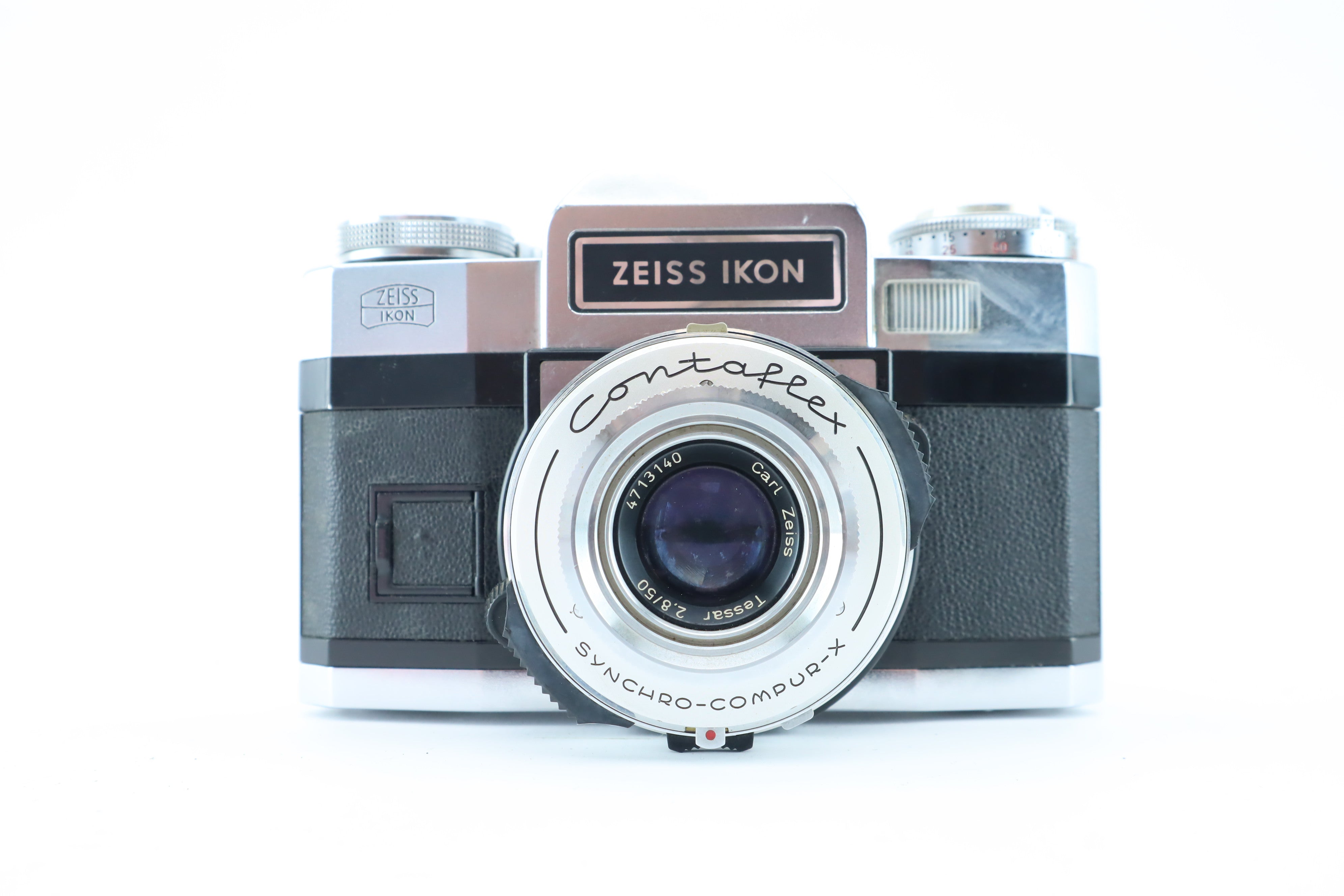 Zeiss Ikon Contaflex Matic P + Carl Zeiss Tessar 50mm f/2.8 – Hard
