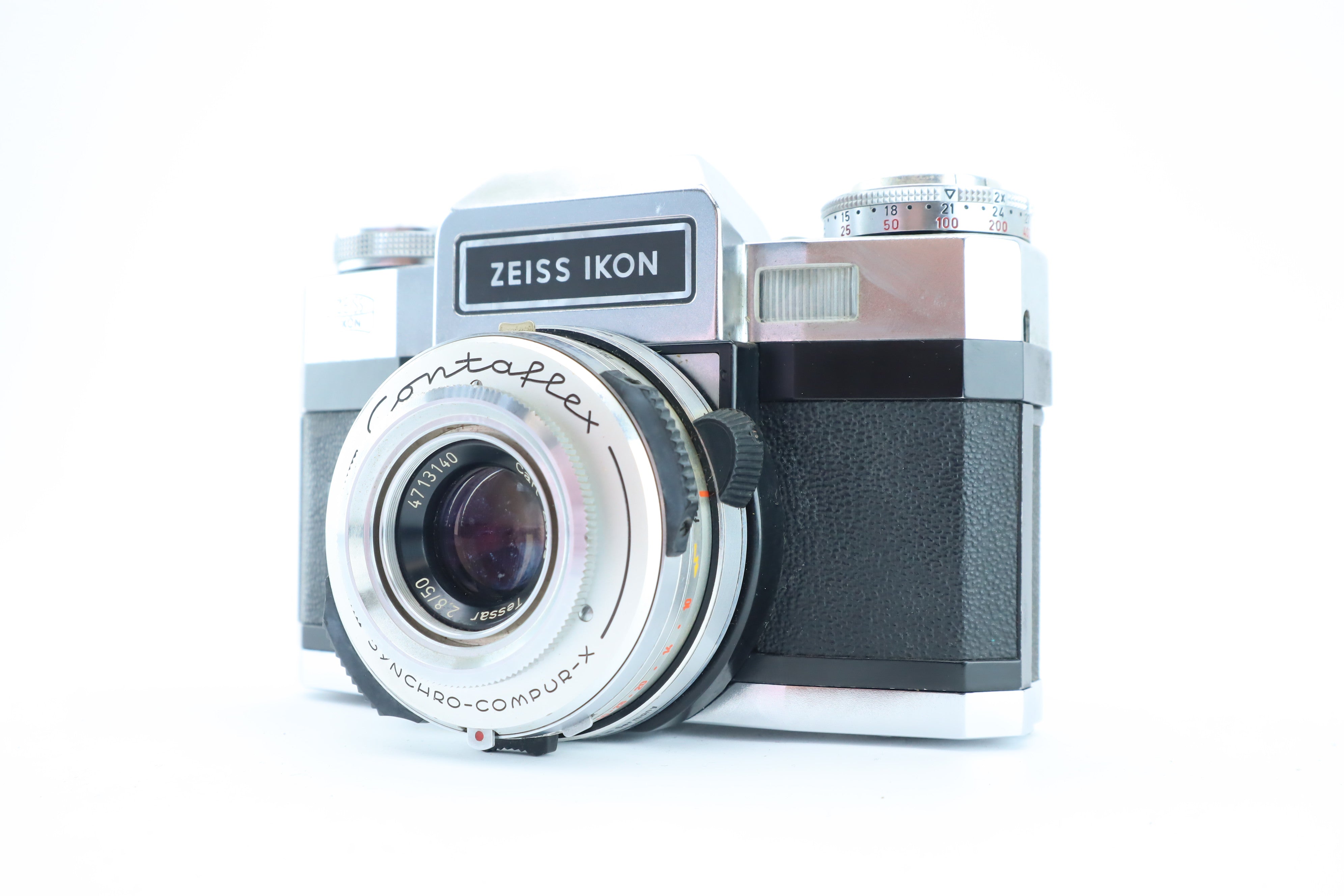 Zeiss Ikon Contaflex Matic P + Carl Zeiss Tessar 50mm f/2.8 – Hard